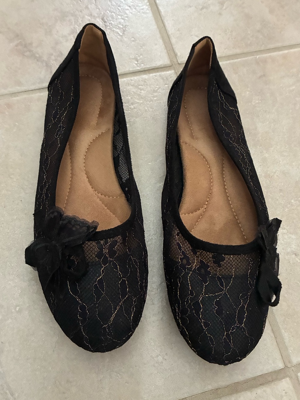 Women's Black Lace Ballet Flats with Butterfly Trim